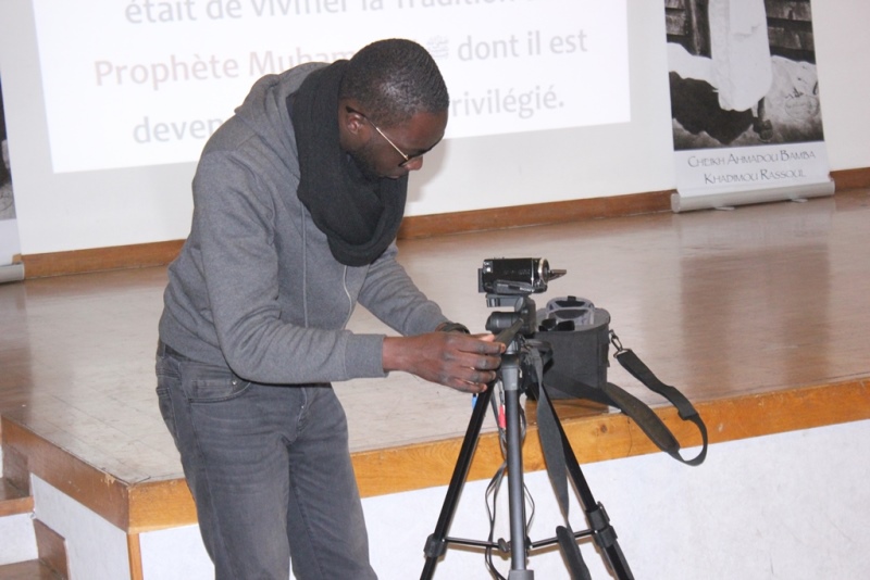 Photo Veille Magal Mise En Place Salle Et Coran Et Mbernde