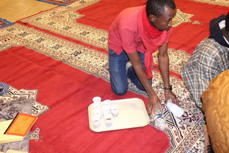 Photo Veille Magal Mise En Place Salle Et Coran Et Mbernde