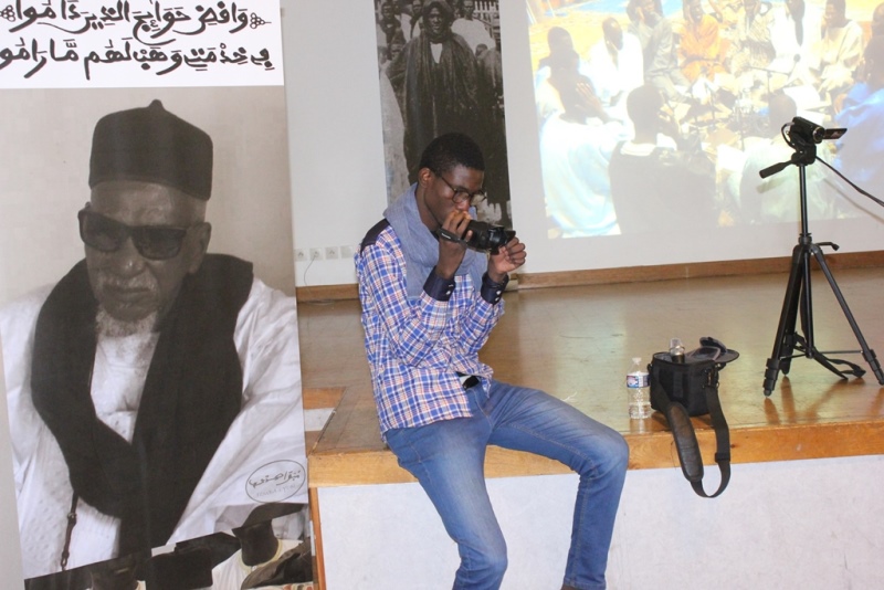 Photo Veille Magal Mise En Place Salle Et Coran Et Mbernde